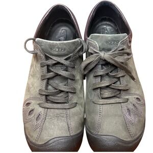 Keen Womens Green/grey Hiking Shoes size 10 outdoor adventure‎ traction gorpcore